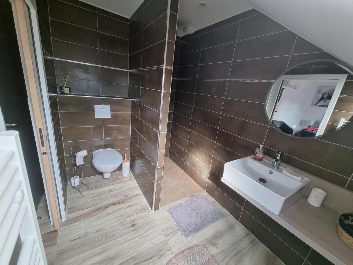 Bed and Breakfast Le 4 Монтиньяк Экстерьер фото